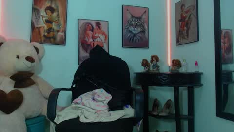 Rose online show from 02.15.25