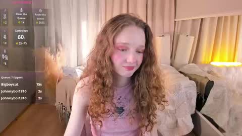 Snapshot of rose_charming_ chatting on 02.22.25 Rose online show from 02.22.25