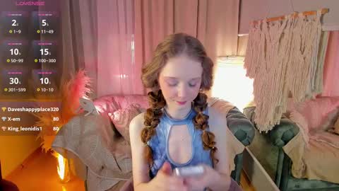 Snapshot of rose_charming_ chatting on 03.02.25 Rose online show from 03.02.25
