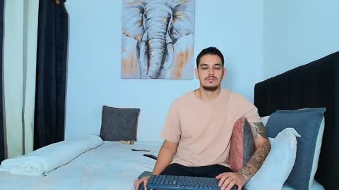 Rose And Dom online show from 01.05.25