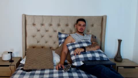 Rose And Dom online show from 11.07.25