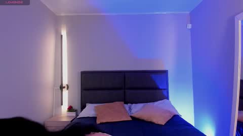 Rose online show from 10.20.25