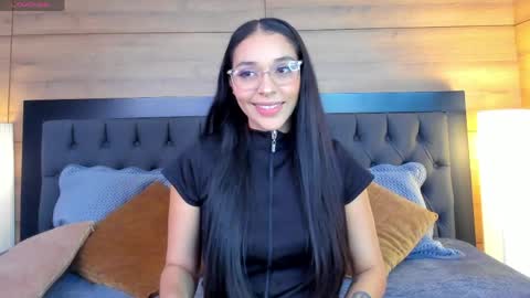 roseaurora online show from 04.06.26