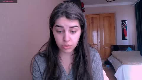 Snapshot of roselina_ chatting on 12.23.24 Rose online show from 12.23.24