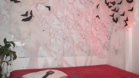 Lyla OF roselinedior online show from 10.25.25