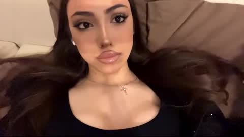 Mimi online show from 11.29.25