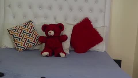 Snapshot of roses_rred chatting on 02.07.26 roses_rred online show from 02.07.26