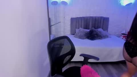 Snapshot of rosetaylorla chatting on 09.22.25 Rose Taylor online show from 09.22.25