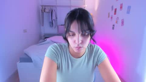 Snapshot of roshelle_xxx chatting on 02.09.25 Roshelle online show from 02.09.25