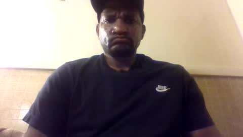 Snapshot of roshun69 chatting on 05.14.26 Roshun Haynes online show from 05.14.26