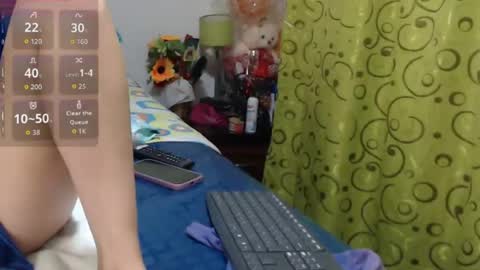 Snapshot of roshy_multisquirt chatting on 07.21.26 roshy online show from 07.21.26