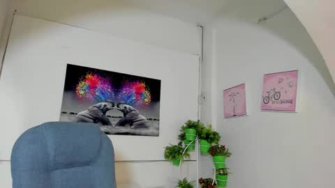 rosi_cooper online show from 11.04.25