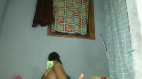 Snapshot of rosia22 chatting on 10.03.25 rosia22 online show from 10.03.25