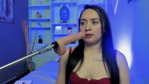 Snapshot of rosie_jhons chatting on 02.15.25 rosie_jhons online show from 02.15.25