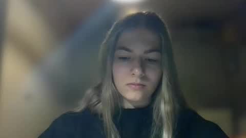 Snapshot of rosie_june chatting on 12.30.24 Rosie online show from 12.30.24