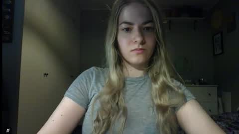 Snapshot of rosie_june chatting on 01.15.26 Rosie online show from 01.15.26