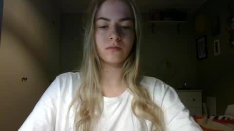 Snapshot of rosie_june chatting on 02.05.26 Rosie online show from 02.05.26