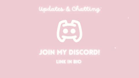 Snapshot of rosiebones chatting on 09.08.25 Rosie Bones online show from 09.08.25