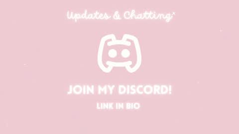 Snapshot of rosiebones chatting on 09.24.25 Rosie Bones online show from 09.24.25