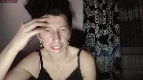 RosieHayes online show from 11.26.25