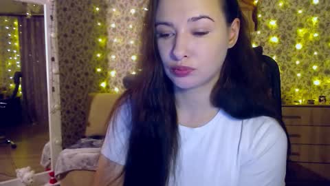 Rosie is waiting for YOU online show from 11.12.25