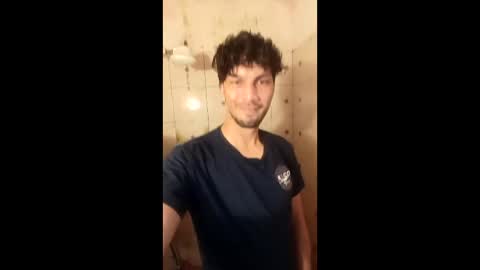 Snapshot of roskof69 chatting on 12.02.25 Ribuu online show from 12.02.25