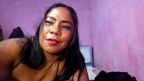 rosmerynavarro online show from 12.14.24