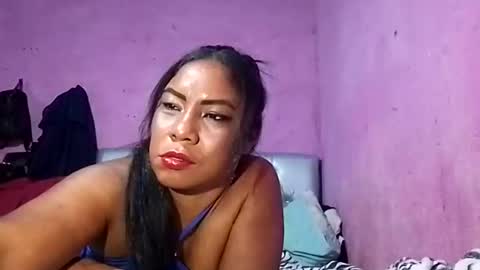 rosmerynavarro online show from 12.21.24