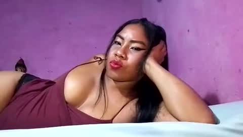 rosmerynavarro online show from 01.28.25