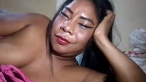 rosmerynavarro online show from 02.25.25