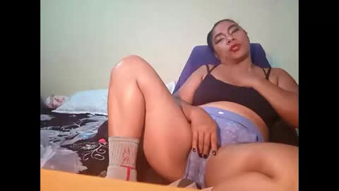 Snapshot of rosmerynava chatting on 02.13.26 rosmerynavarro online show from 02.13.26