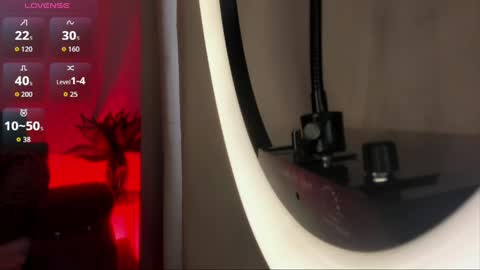 Snapshot of ross_lee chatting on 04.07.26 ross_lee online show from 04.07.26