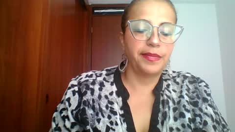 Snapshot of rossanalionheart chatting on 04.28.26 Rossana online show from 04.28.26
