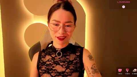 Snapshot of rosse_98_ chatting on 05.09.26 Miss Rosse online show from 05.09.26