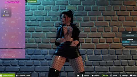 Snapshot of rosse_mistress chatting on 01.17.25 Roxana online show from 01.17.25
