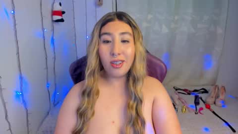 ROSSE DEMOND  online show from 02.22.26