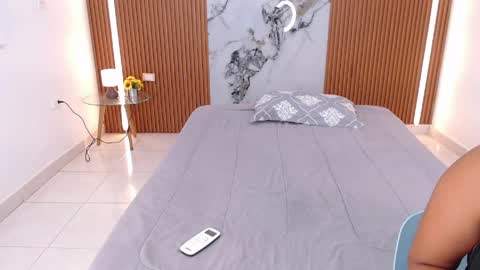 Rossi Hill online show from 03.28.26