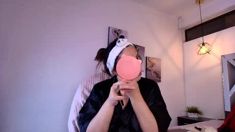 Snapshot of rossi_ss1 chatting on 04.19.26 Ross online show from 04.19.26