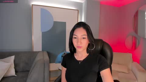 Rossie Rhoades online show from 01.12.25