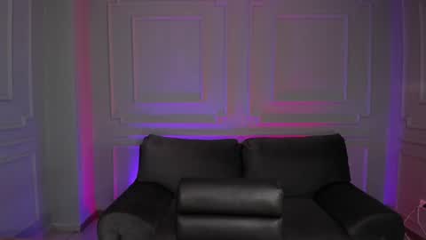 Rossie Rhoades online show from 01.25.25