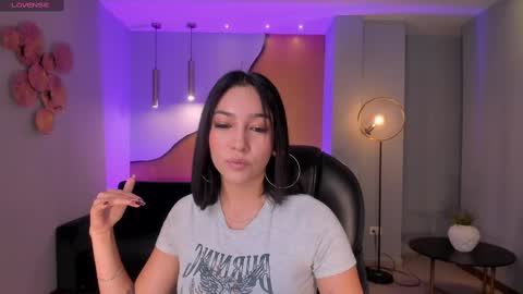 Rossie Rhoades online show from 03.02.25