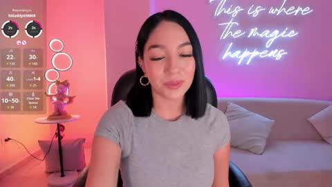 Rossie Rhoades online show from 09.15.25