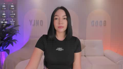 Rossie Rhoades online show from 09.22.25