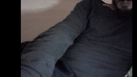 Snapshot of rossini90 chatting on 11.11.25 rossini90 online show from 11.11.25