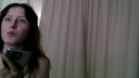 Snapshot of rosy_petal chatting on 05.23.26 rosy_petal online show from 05.23.26