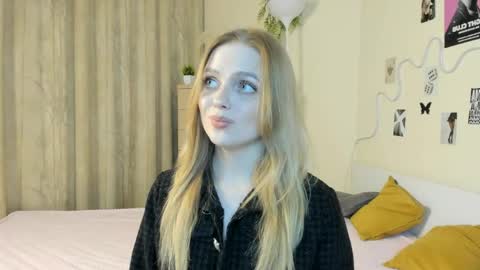 Im Luna online show from 04.21.26