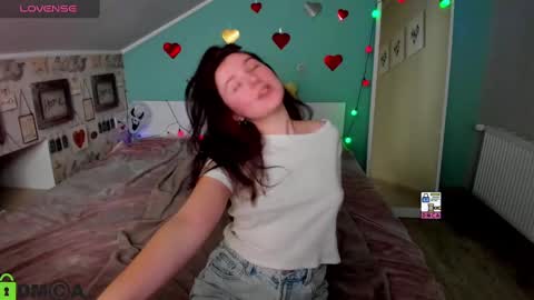 Snapshot of rosynaxx chatting on 02.13.25 rosynaxx online show from 02.13.25