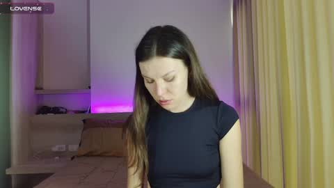 Snapshot of roter_rita chatting on 04.22.26 roter_rita online show from 04.22.26