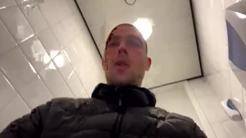 rotteei1 online show from 10.23.25