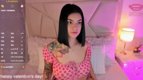 Snapshot of rouse_benett27 chatting on 02.15.26 online show from 02.15.26